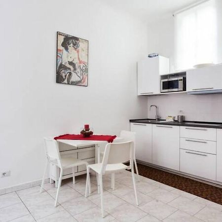 Isola And Zara Comfortable Apartment ميلان المظهر الخارجي الصورة