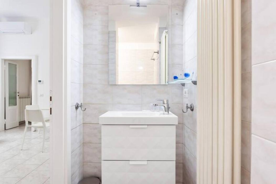 Isola And Zara Comfortable Apartment ميلان المظهر الخارجي الصورة